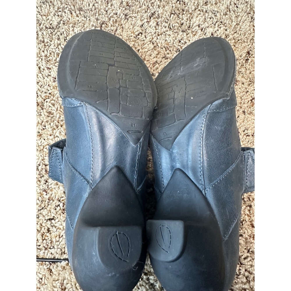 Sergio Tomani Blue Leather Mary Jane Low Heel Pumps EU 38 US 7.5 - Picture 10 of 10